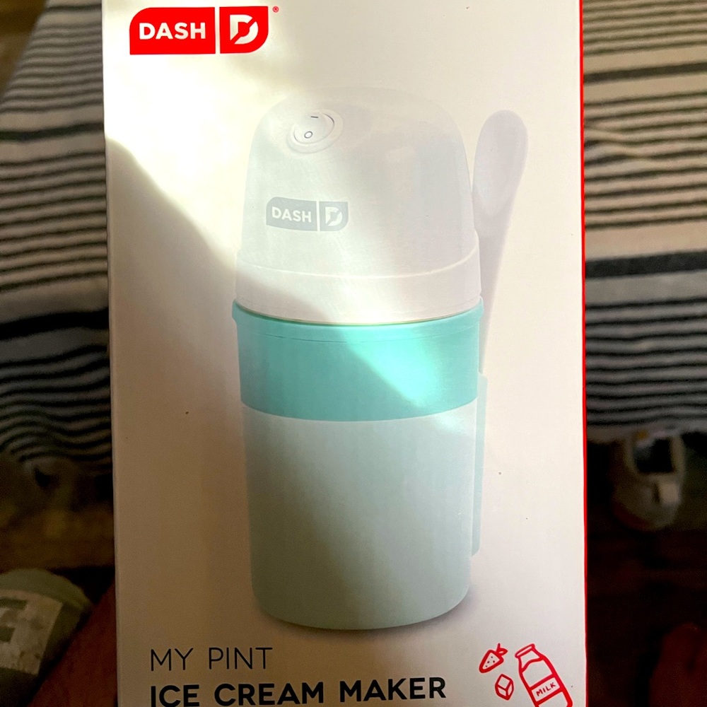 Personal Ice Cream Maker!-DASH
